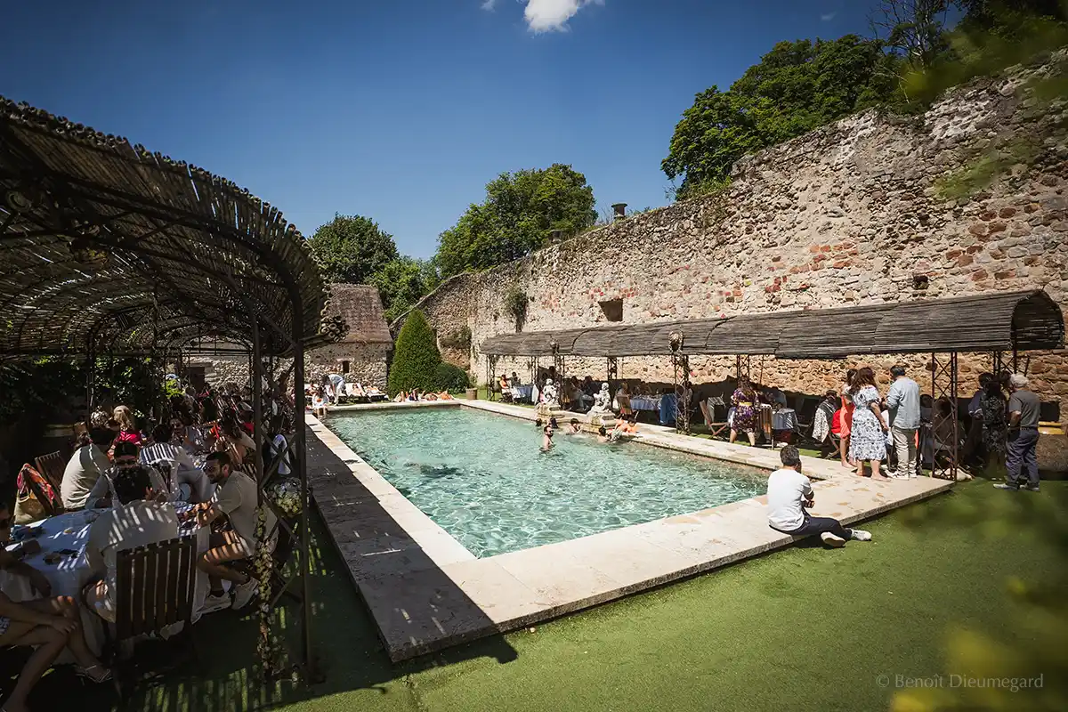 la piscine du Château de Vallery